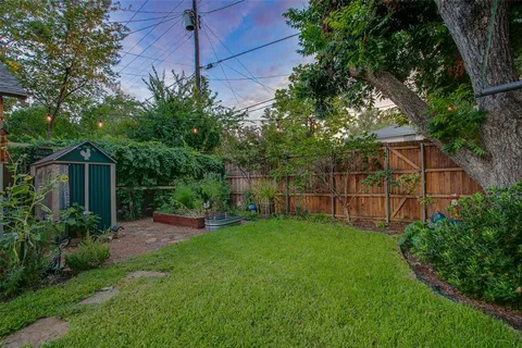 $519,000 | 307 South Rosemont Avenue, Dallas, TX 75208