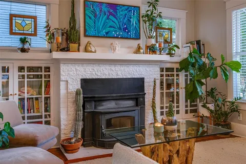 $519,000 | 307 South Rosemont Avenue, Dallas, TX 75208