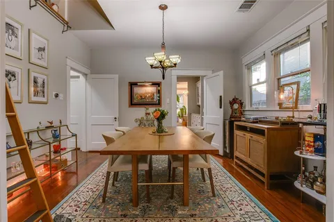 $519,000 | 307 South Rosemont Avenue, Dallas, TX 75208