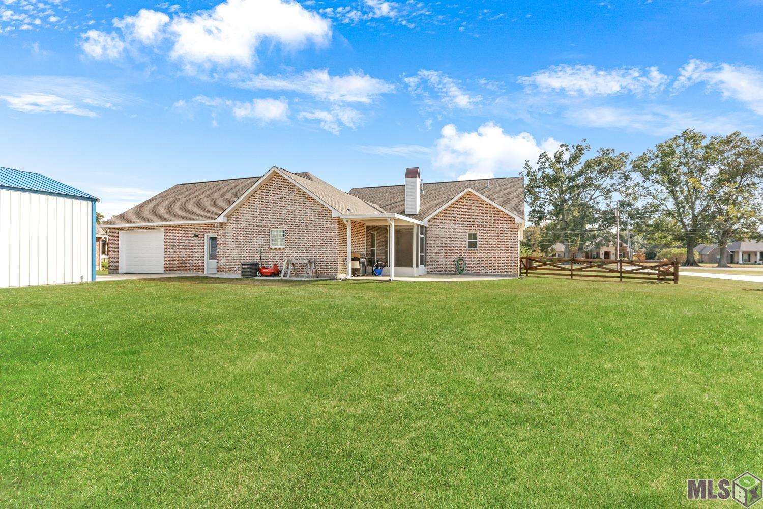 9010 Singleton Road Port Allen, LA 70767 - Photo 27 of 27 Gallery Image 27