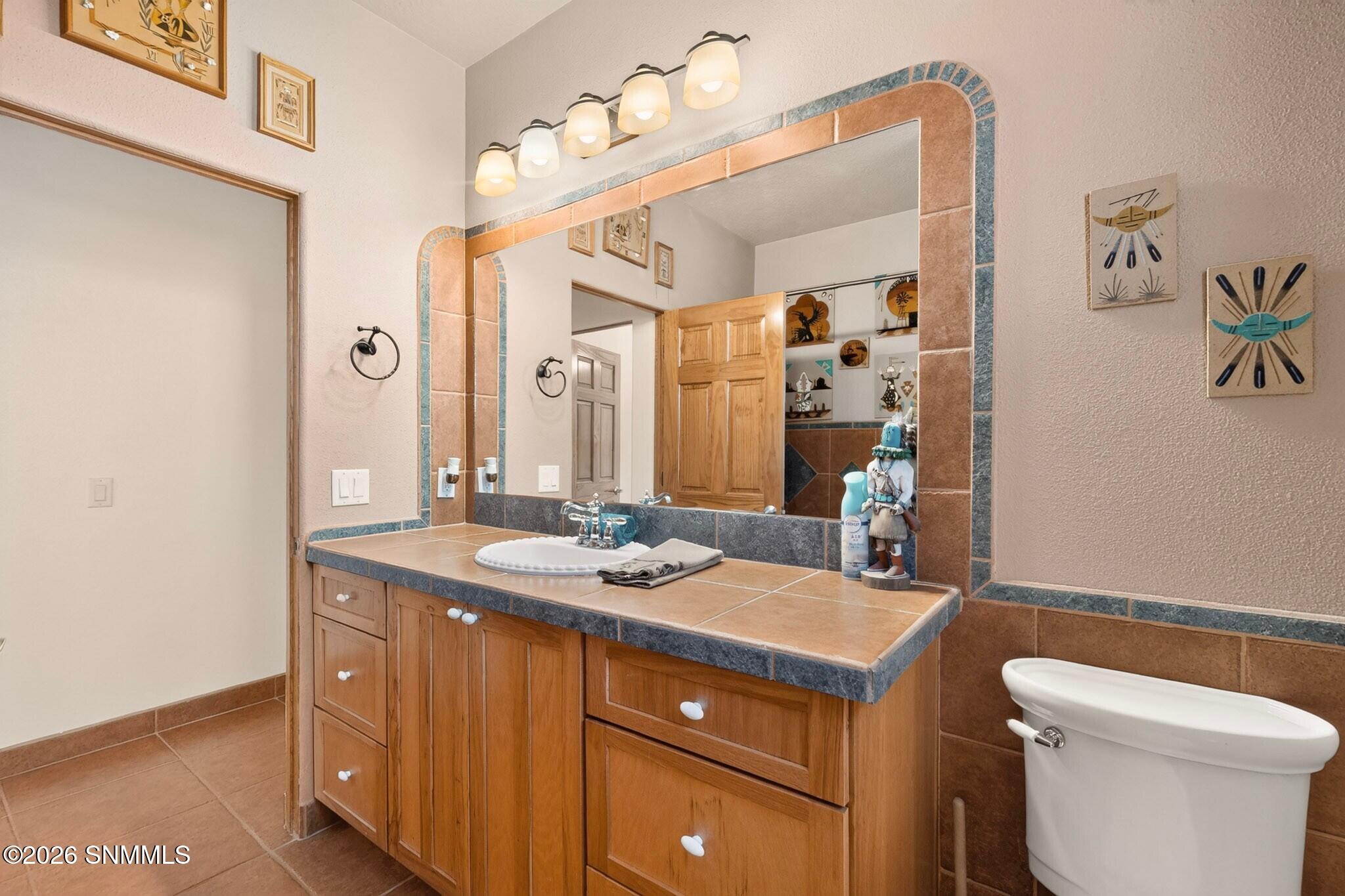 21998 Homestead Road Deming, NM 88030 - Photo 30 of 73 Bathroom 2
