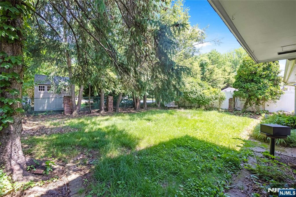 156 Cedar Avenue Hackensack, NJ 07601 - Photo 27 of 29