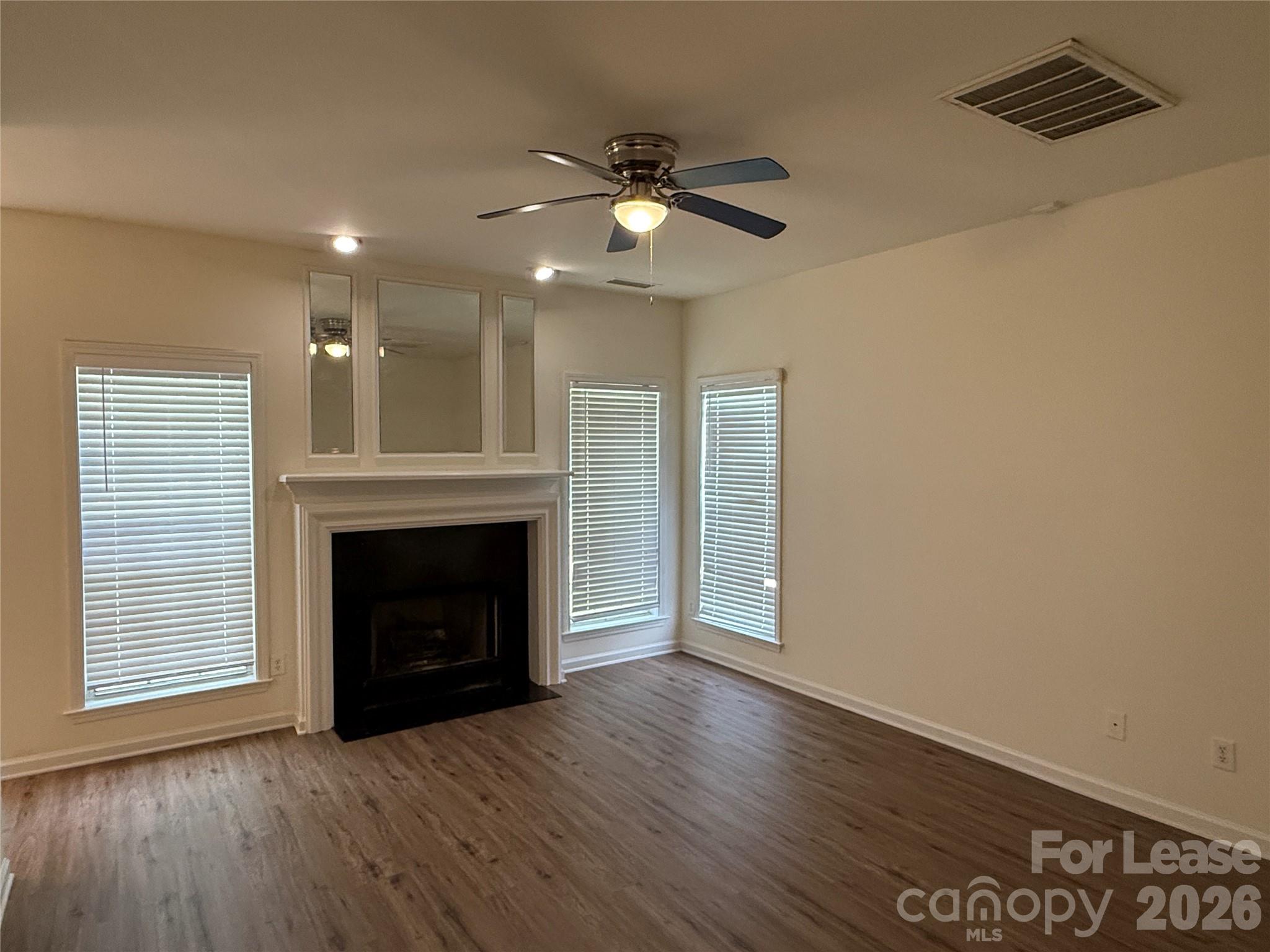 10411 Hellebore Road Charlotte, NC 28213 - Photo 2 of 22