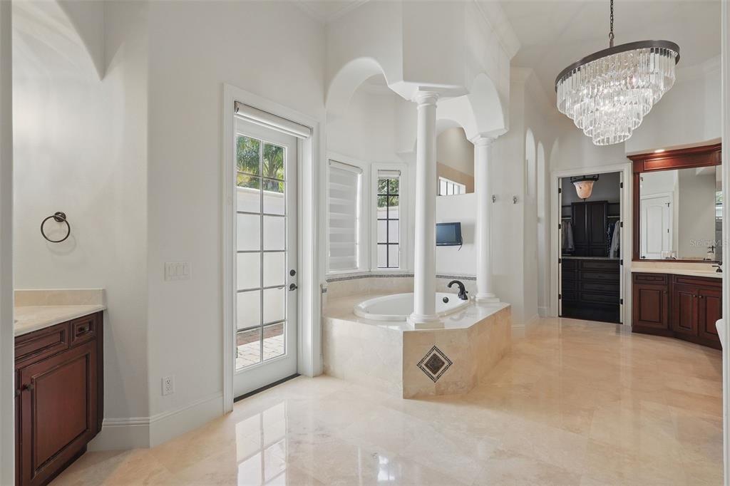 11051 Coniston Way Windermere, FL 34786 - Photo 2 of 10