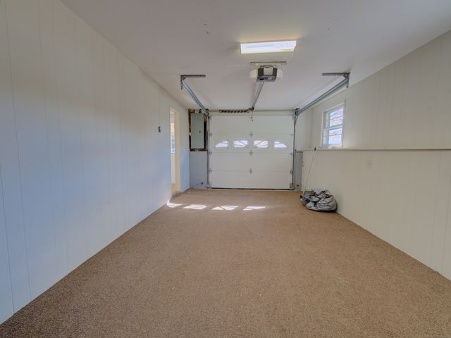 a view of empty room with window