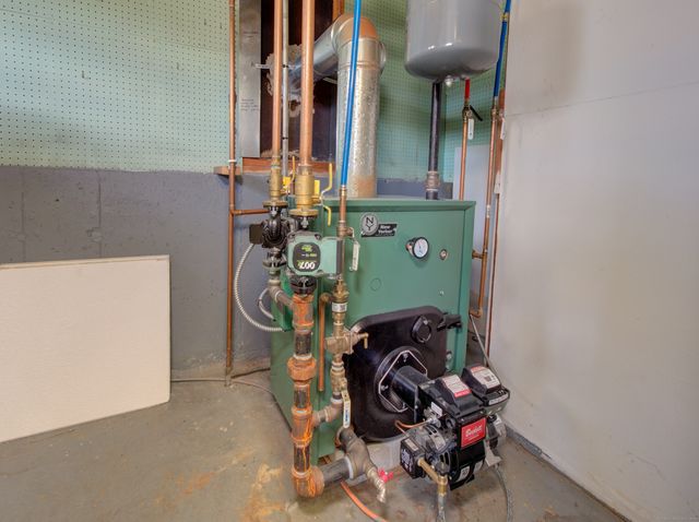 $409,000 | 12 Donna Drive, Groton, CT 06340