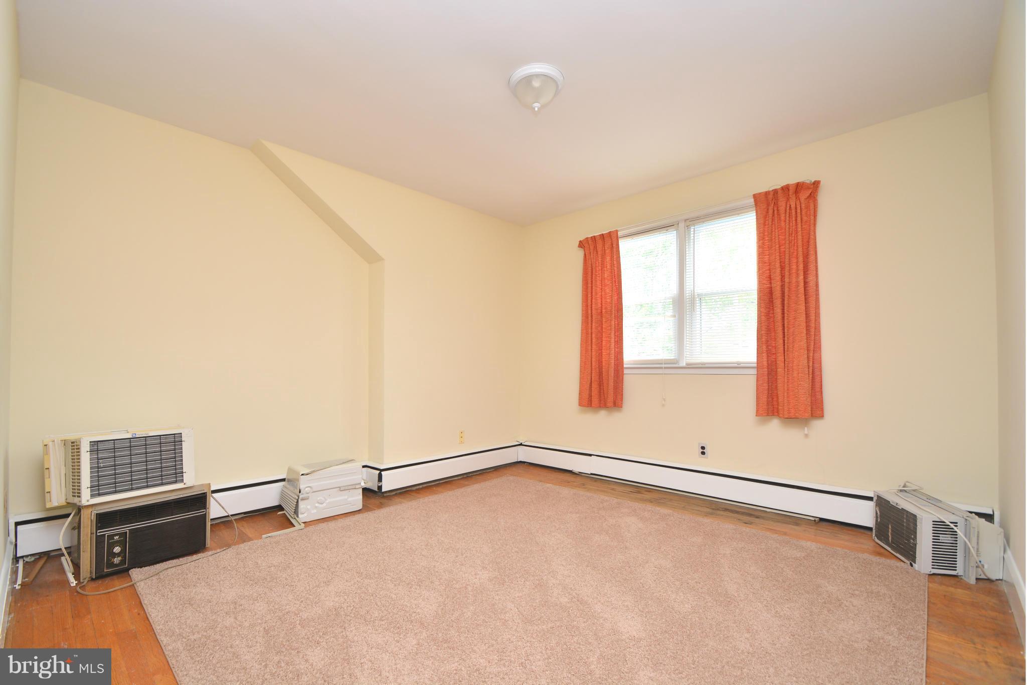8010 Highpoint Road Baltimore, MD 21234 - Photo 19 of 30 Bedroom