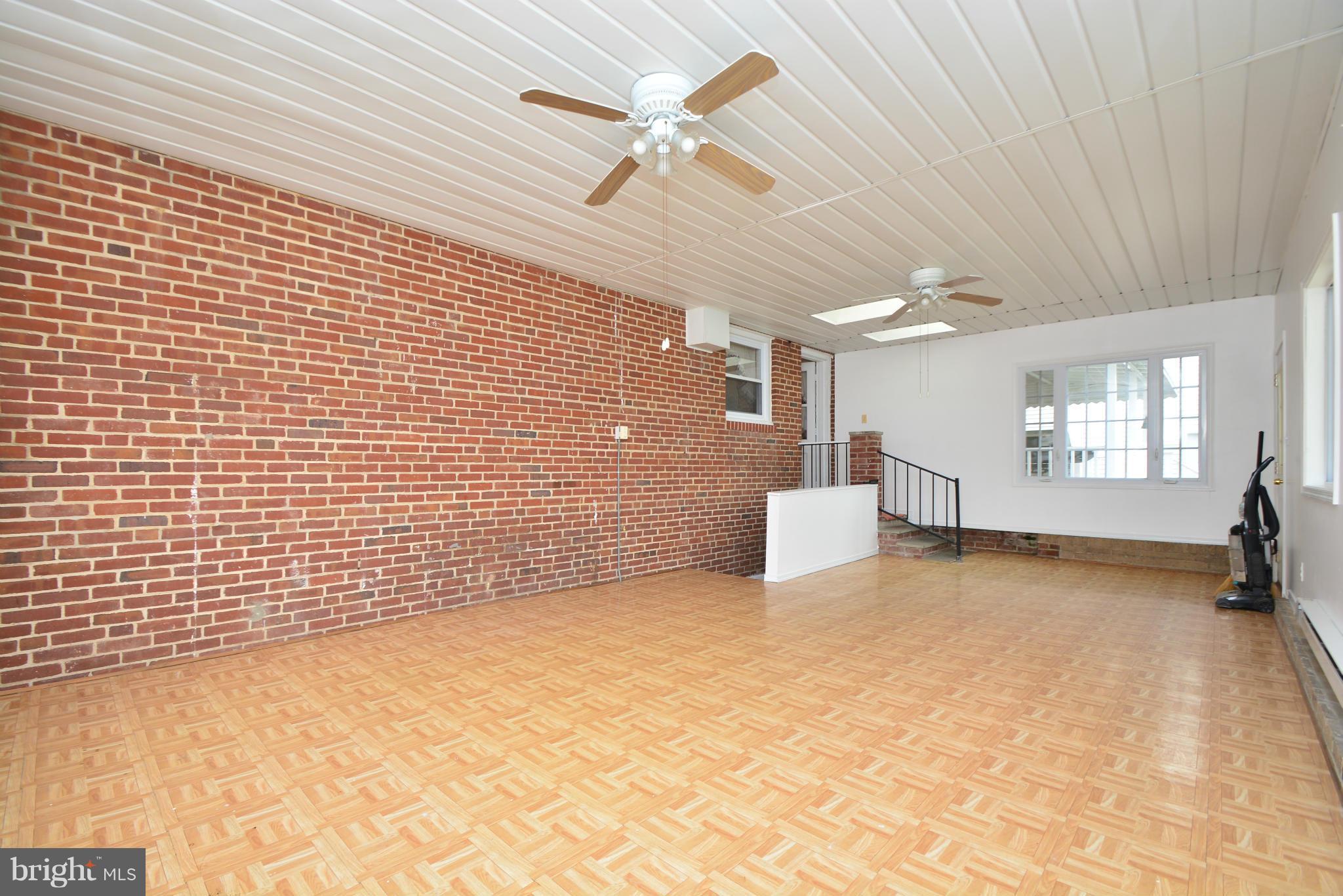 8010 Highpoint Road Baltimore, MD 21234 - Photo 27 of 30 Interior (General)