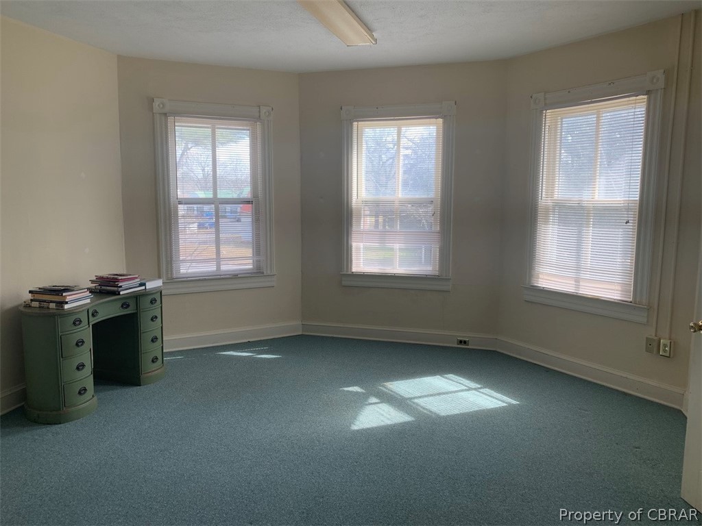 837 Gloucester Road Saluda, VA 23149 - Photo 21 of 25 Gallery Image 21
