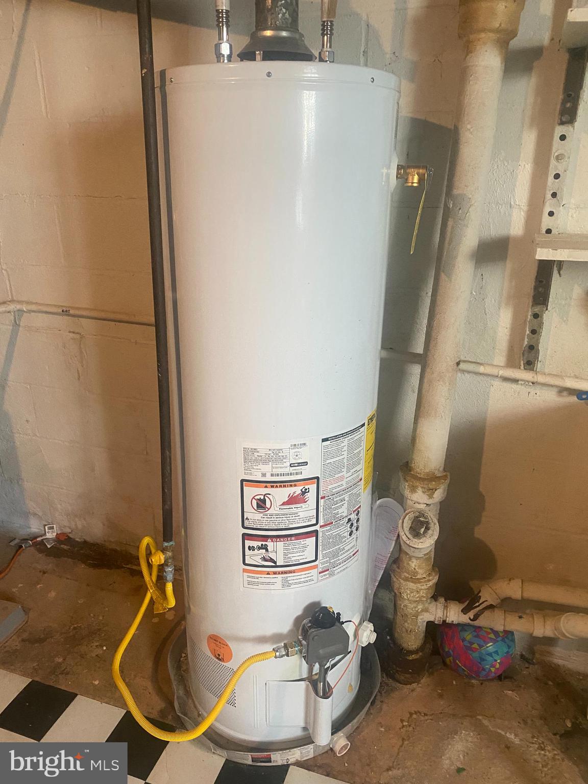 2660 Norland Road Baltimore, MD 21230 - Photo 27 of 27 Newer Water Heater