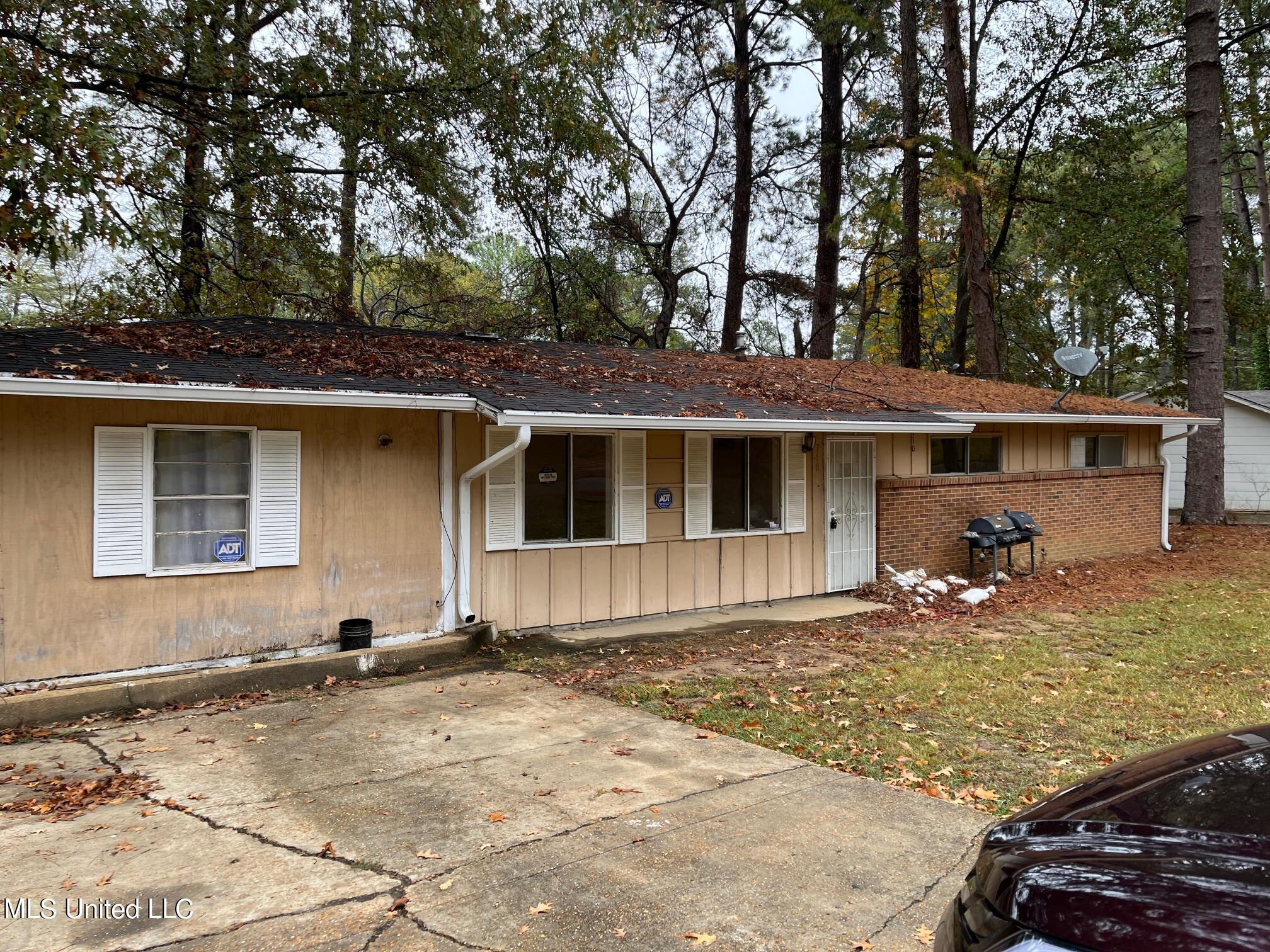 710 Neering Trail Jackson, MS 39206 - Photo 1 of 7 IMG_1438