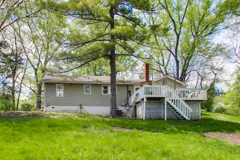 $299,900 | 1105 South Hough Street, Barrington, IL 60010