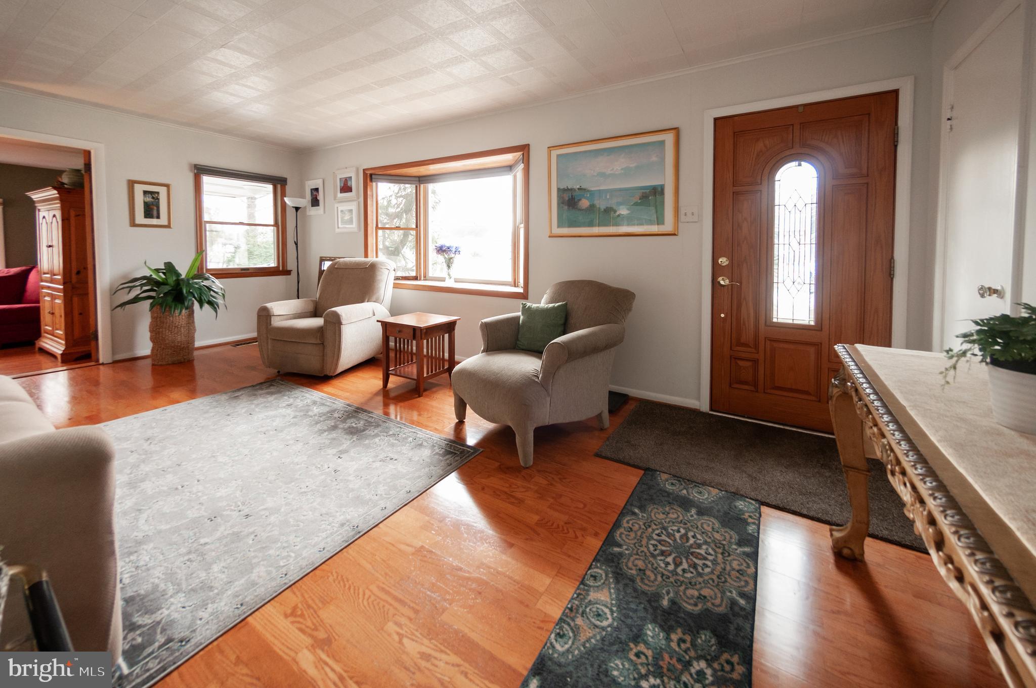 1017 Harding Road Southampton, PA 18966 - Photo 6 of 42 Gallery Image 6