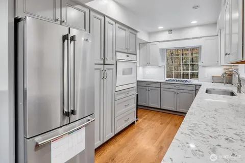 $978,800 | 1252 Northeast 89th Street, Seattle, WA 98115