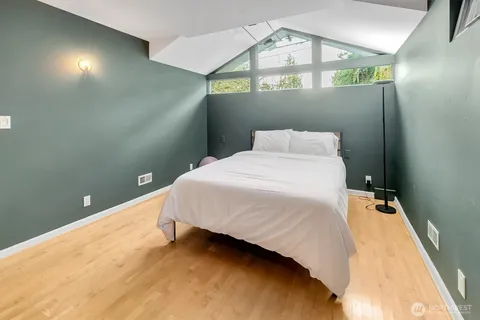 $978,800 | 1252 Northeast 89th Street, Seattle, WA 98115