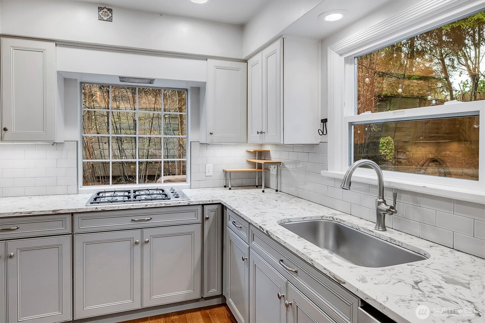 1252 Northeast 89th Street Seattle, WA 98115 - Photo 8 of 18