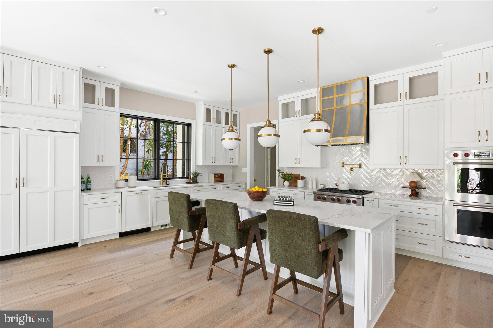 2733 Chesapeake Street Northwest Washington, DC 20008 - Photo 11 of 69