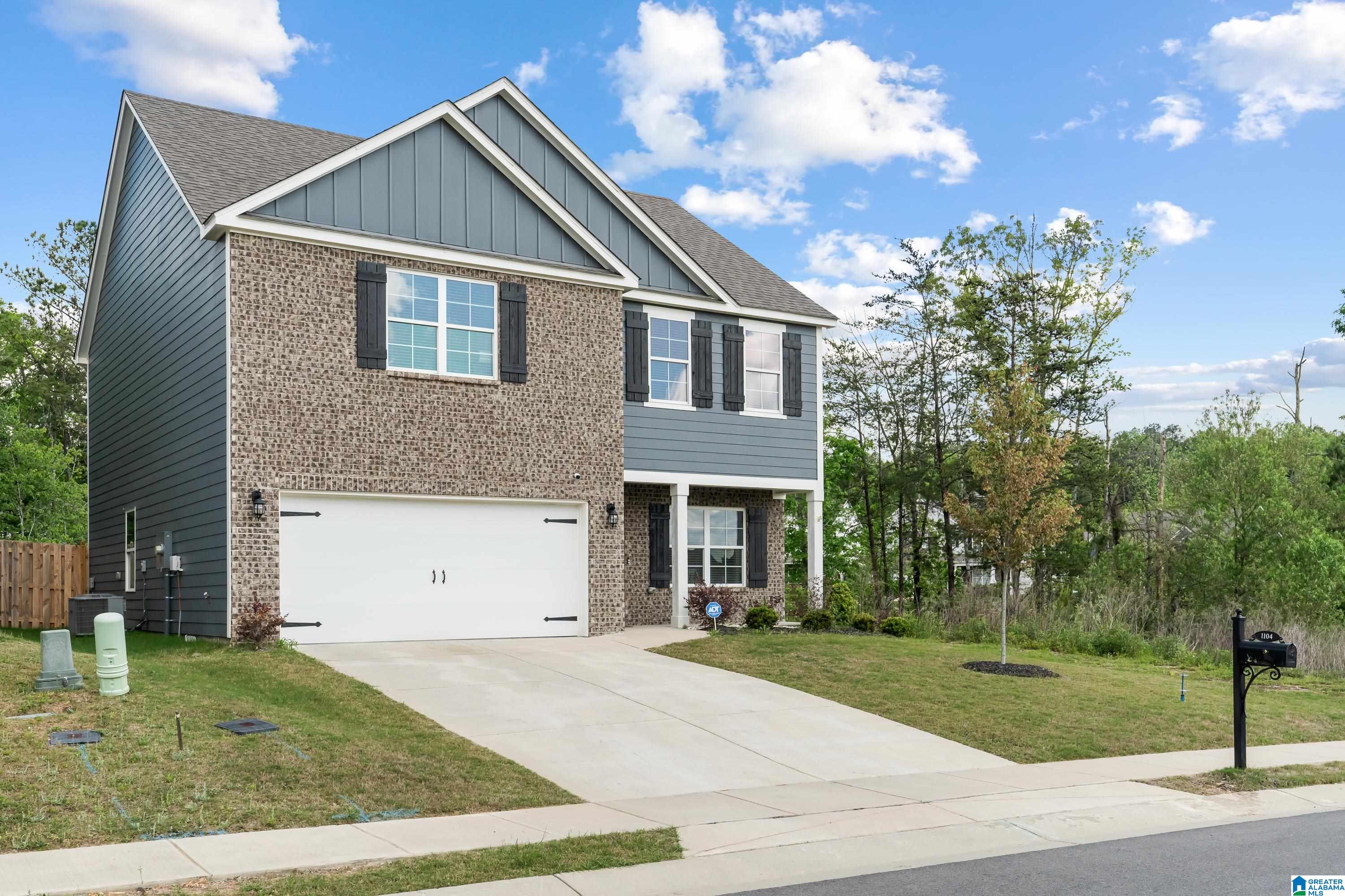 1104 Riviera Drive Calera, AL 35040 - Photo 3 of 37