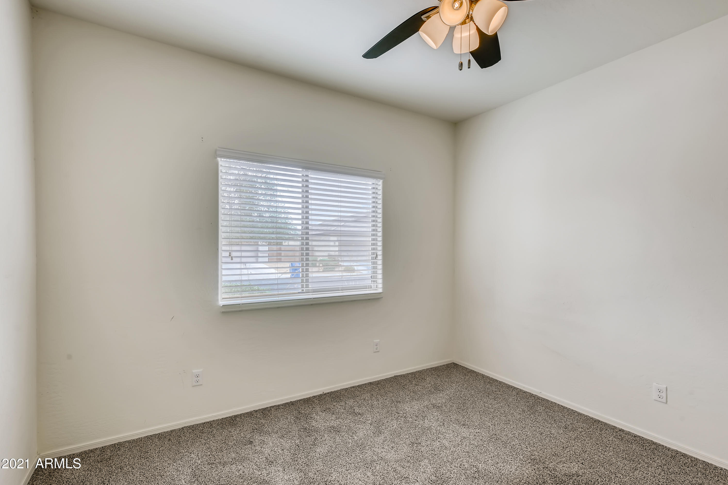 23807 West Chipman Road Buckeye, AZ 85326 - Photo 19 of 33 19-213569707-21 Bedroom