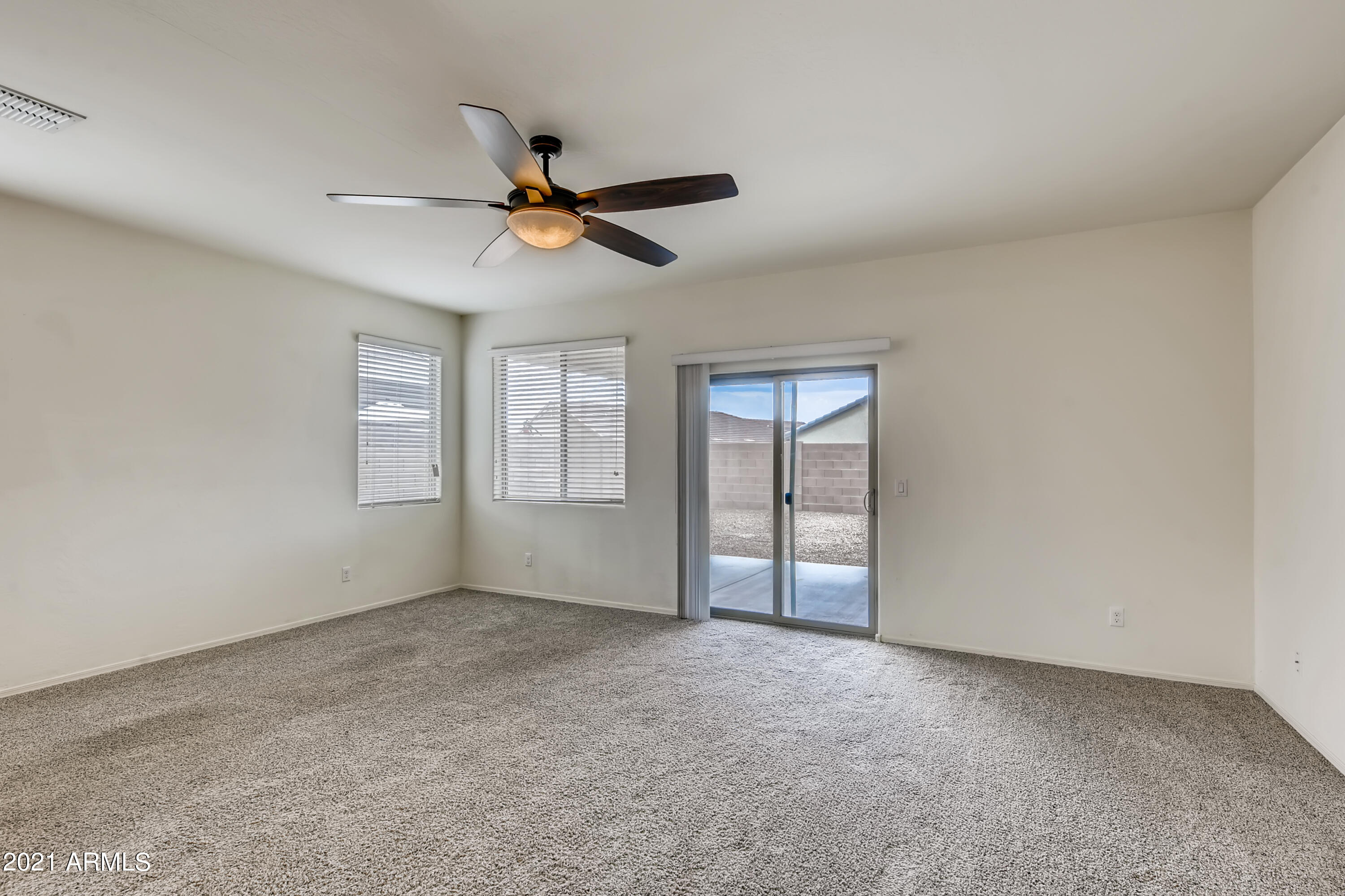23807 West Chipman Road Buckeye, AZ 85326 - Photo 5 of 33 5-545848243-06 Living Room