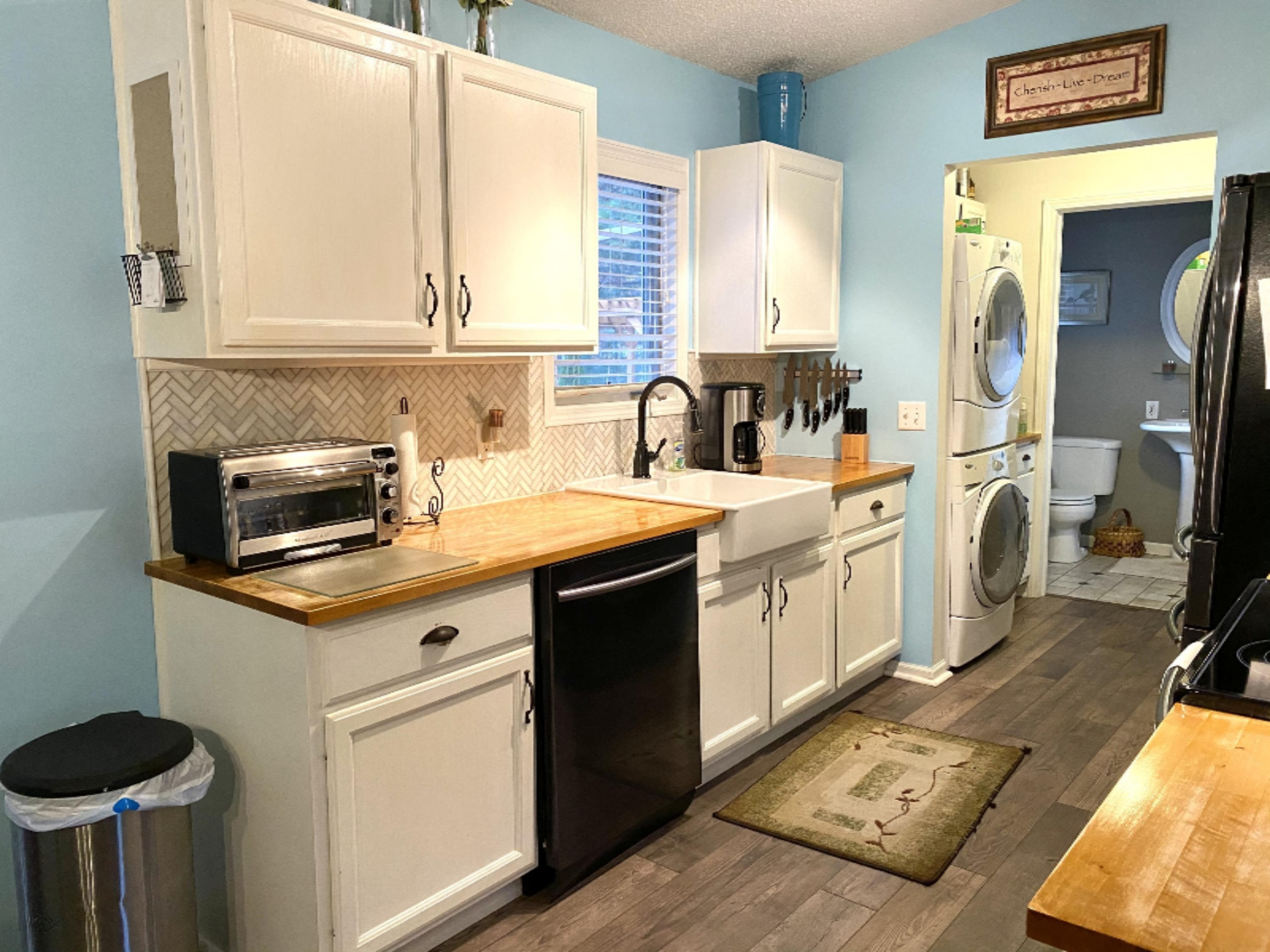 2059 Simonelli Road Muskegon, MI 49445 - Photo 5 of 36 IMG_E2739