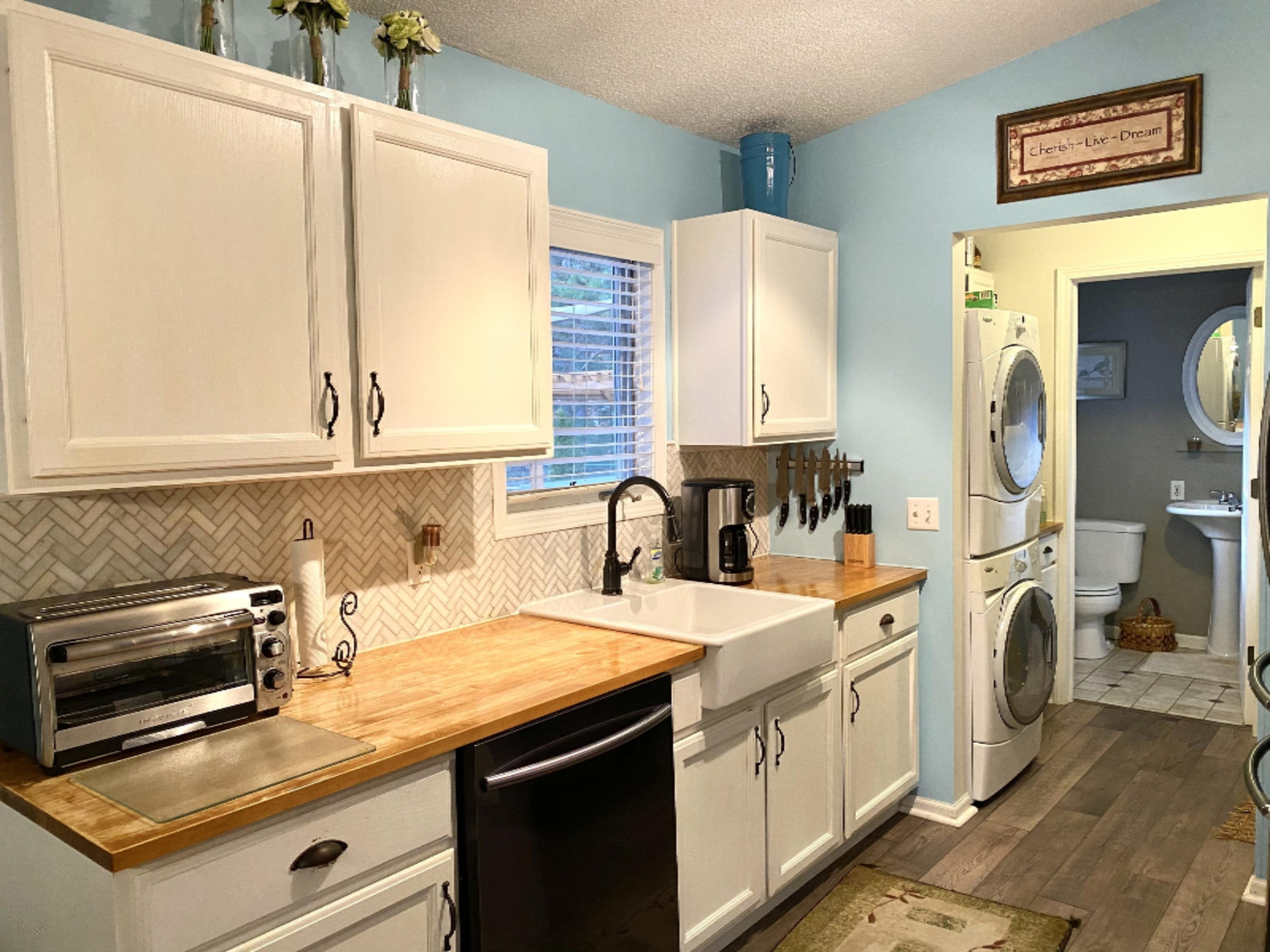 2059 Simonelli Road Muskegon, MI 49445 - Photo 8 of 36 IMG_E2742