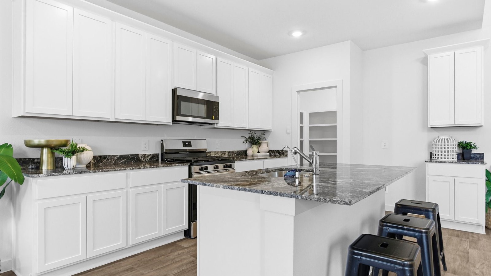 6204 Cherry Mdws Street Rosenberg, TX 77469 - Photo 12 of 45 *Elevations, exterior/ interior colors, options, available upgrades that require an additional charge, and standard features will vary in each community and subject change without notice.