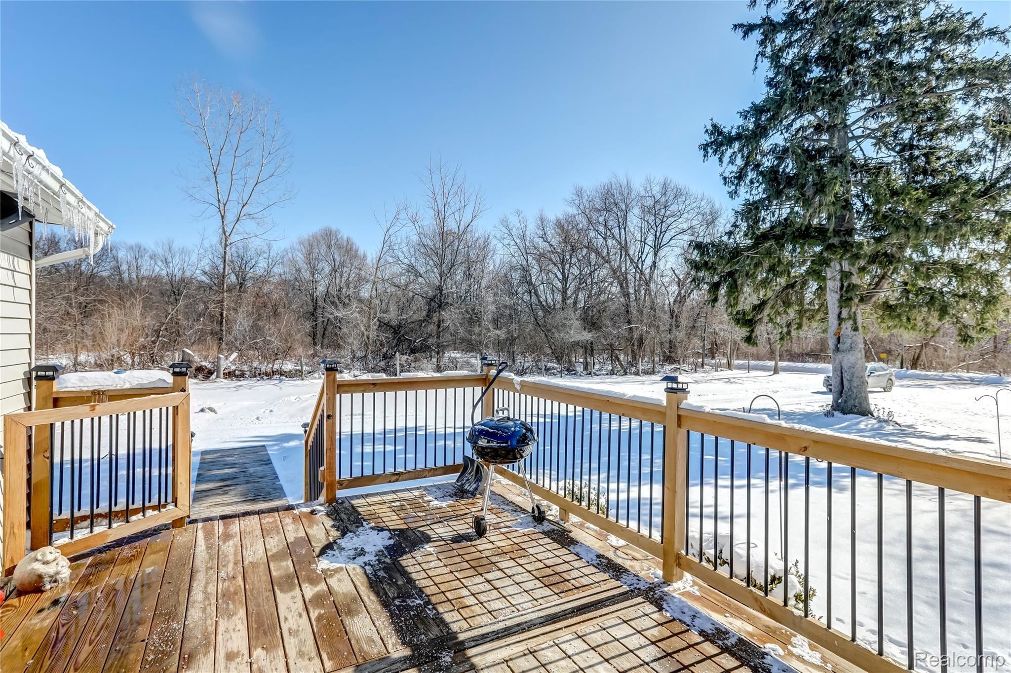 2191 Tinsman Road Fenton, MI 48430 - Photo 24 of 27 2191 Tinsman Rd, Fenton, MI-6-FULL.jpg