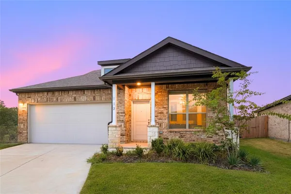 $2,250 | 217 Still Gln Drive, Terrell, TX 75160