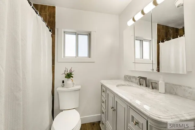 $450,000 | 4590 North 15th East, Idaho Falls, ID 83401