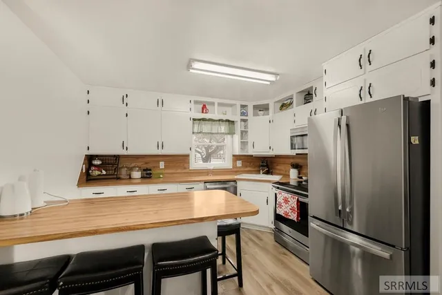 $450,000 | 4590 North 15th East, Idaho Falls, ID 83401