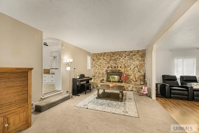 $450,000 | 4590 North 15th East, Idaho Falls, ID 83401