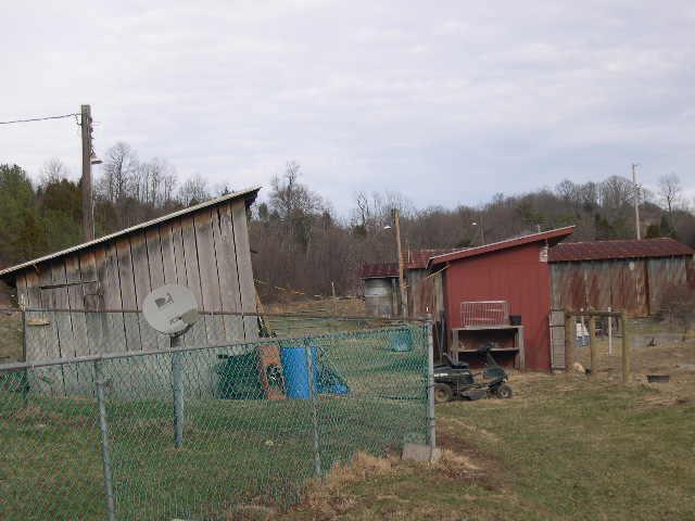 7562 Northside Road New Castle, VA 24127 - Photo 2 of 3 SHEDS
