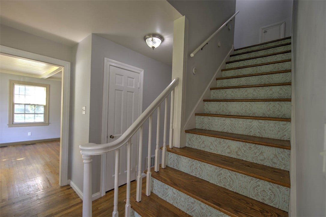 2374 West Forest Avenue Decatur, IL 62522 - Photo 10 of 34 Gallery Image 10