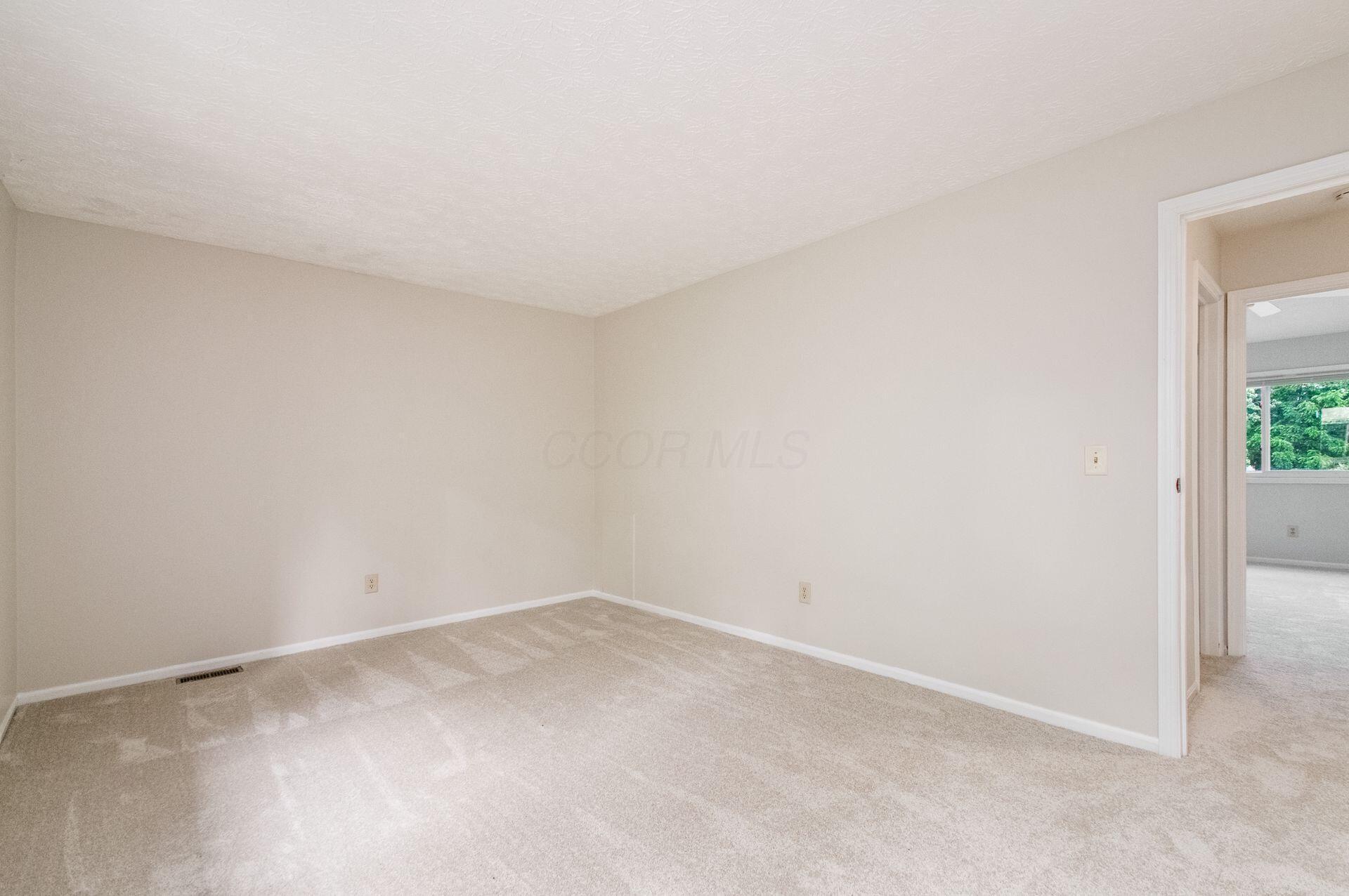 5370 Reed Road, Unit 66 Columbus, OH 43235 - Photo 28 of 43 Bedroom 2