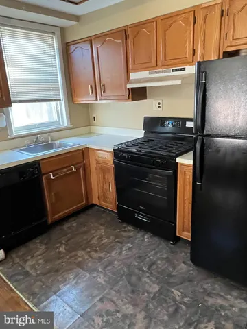 $1,600 | 615 West Avenue, Jenkintown, PA 19046