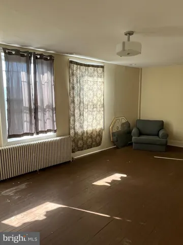 $1,600 | 615 West Avenue, Jenkintown, PA 19046