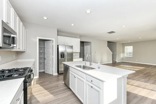 $415,000 | 2646 Grassy Br Drive, Whitestown, IN 46075