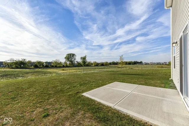 $415,000 | 2646 Grassy Br Drive, Whitestown, IN 46075