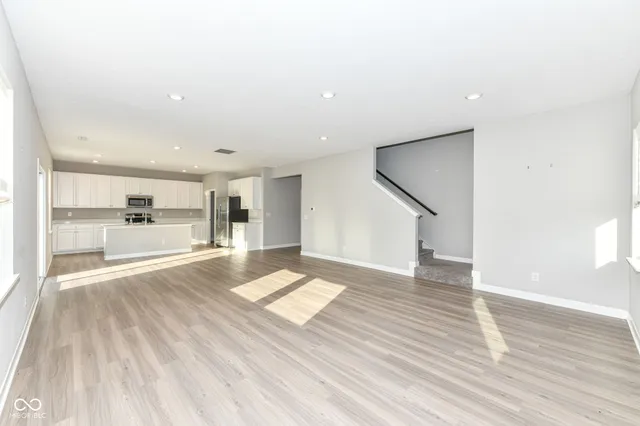 $415,000 | 2646 Grassy Br Drive, Whitestown, IN 46075