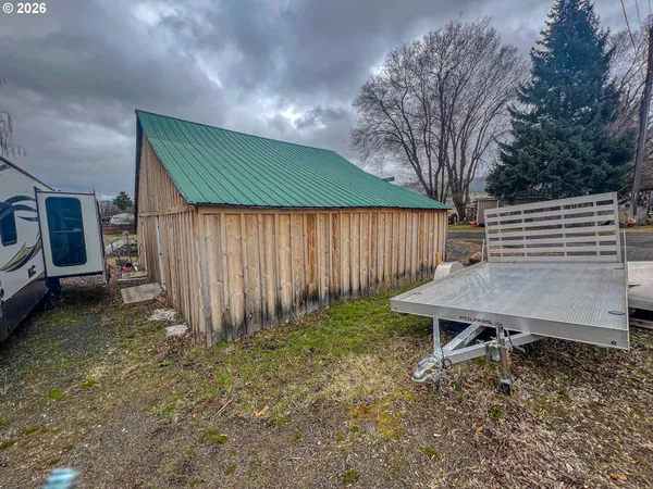 $215,000 | 345 2nd Street, Long Creek, OR 97856