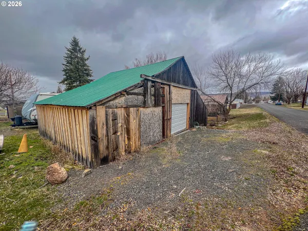 $215,000 | 345 2nd Street, Long Creek, OR 97856