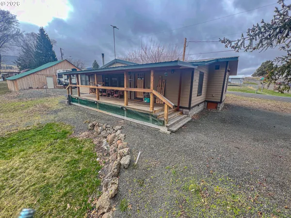 $215,000 | 345 2nd Street, Long Creek, OR 97856