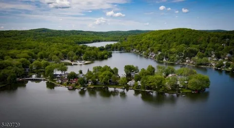 $514,900 | 49 Cliffside Trail, Denville, NJ 07834