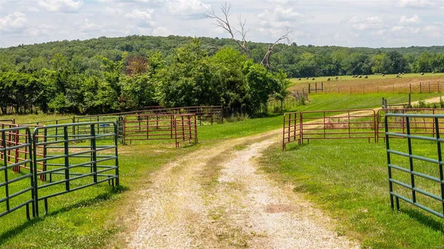 $1,989,500 | 1960 Highway V Owensville Mo 65066, Owensville, MO 65066