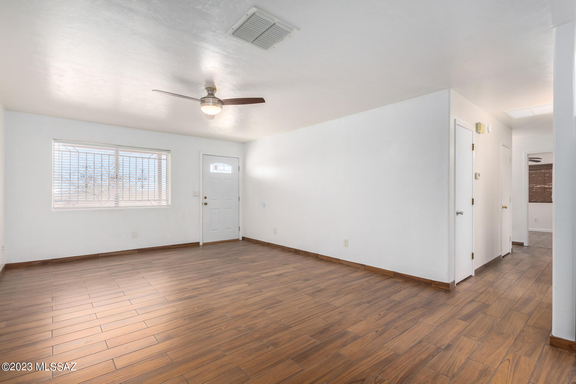 6455 South Wade Road Tucson, AZ 85757 - Photo 8 of 39 Gallery Image 8