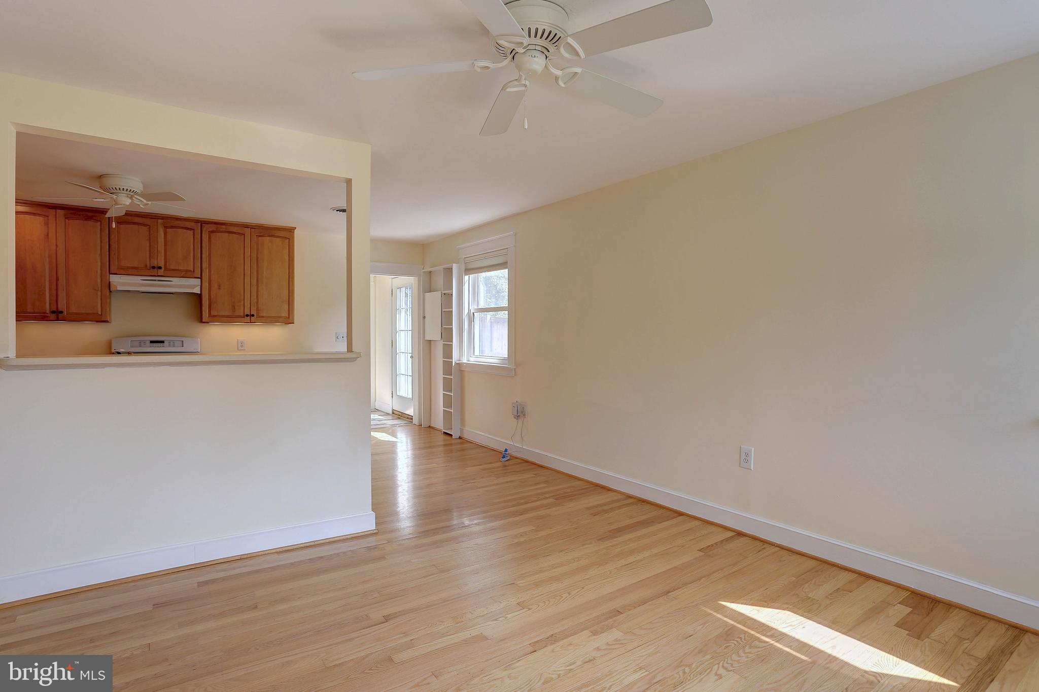 131 Gibson Road Annapolis, MD 21401 - Photo 4 of 36 Gallery Image 4
