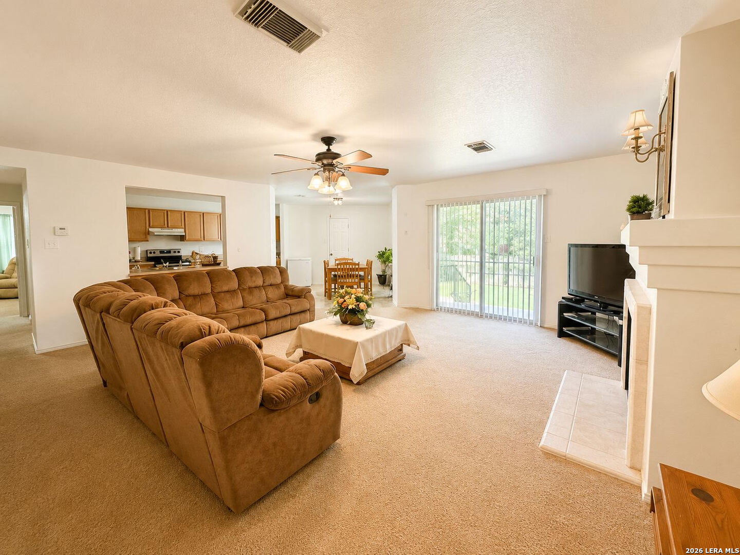 133 Springtree Parkway Cibolo, TX 78108 - Photo 4 of 20 Gallery Image 4