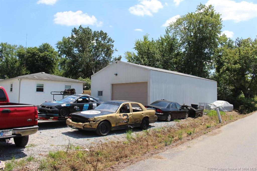 212 East County Line Road Underwood, IN 47177 - Photo 4 of 24