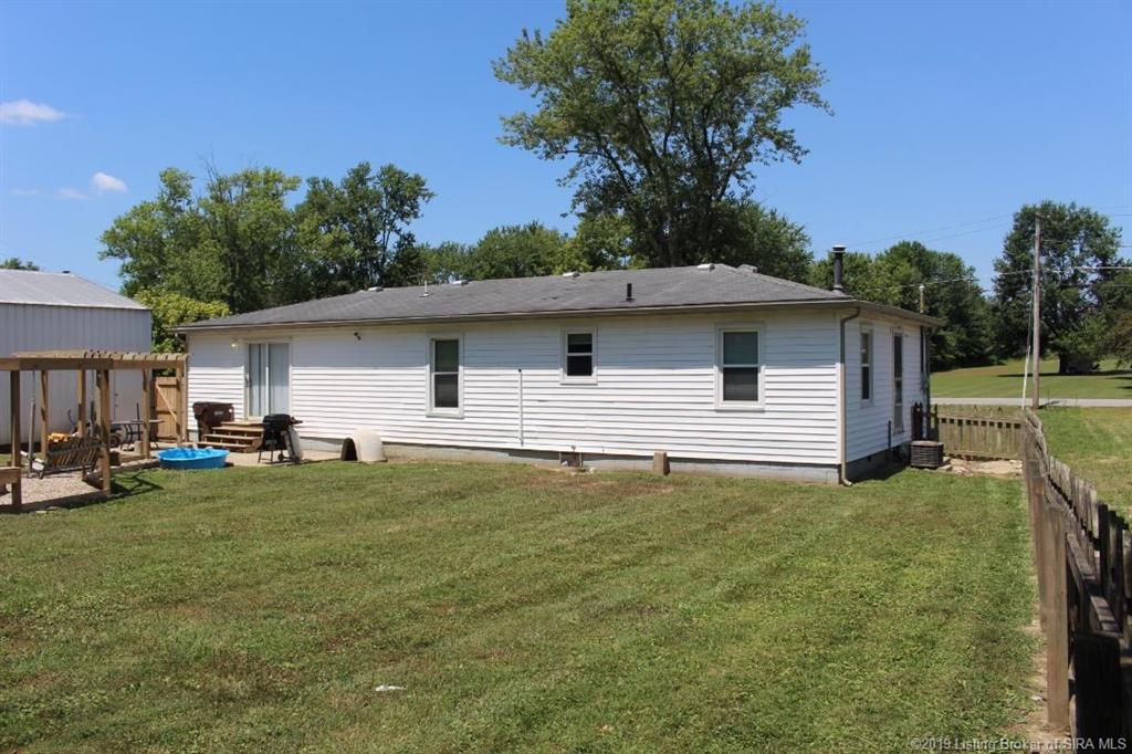 212 East County Line Road Underwood, IN 47177 - Photo 7 of 24
